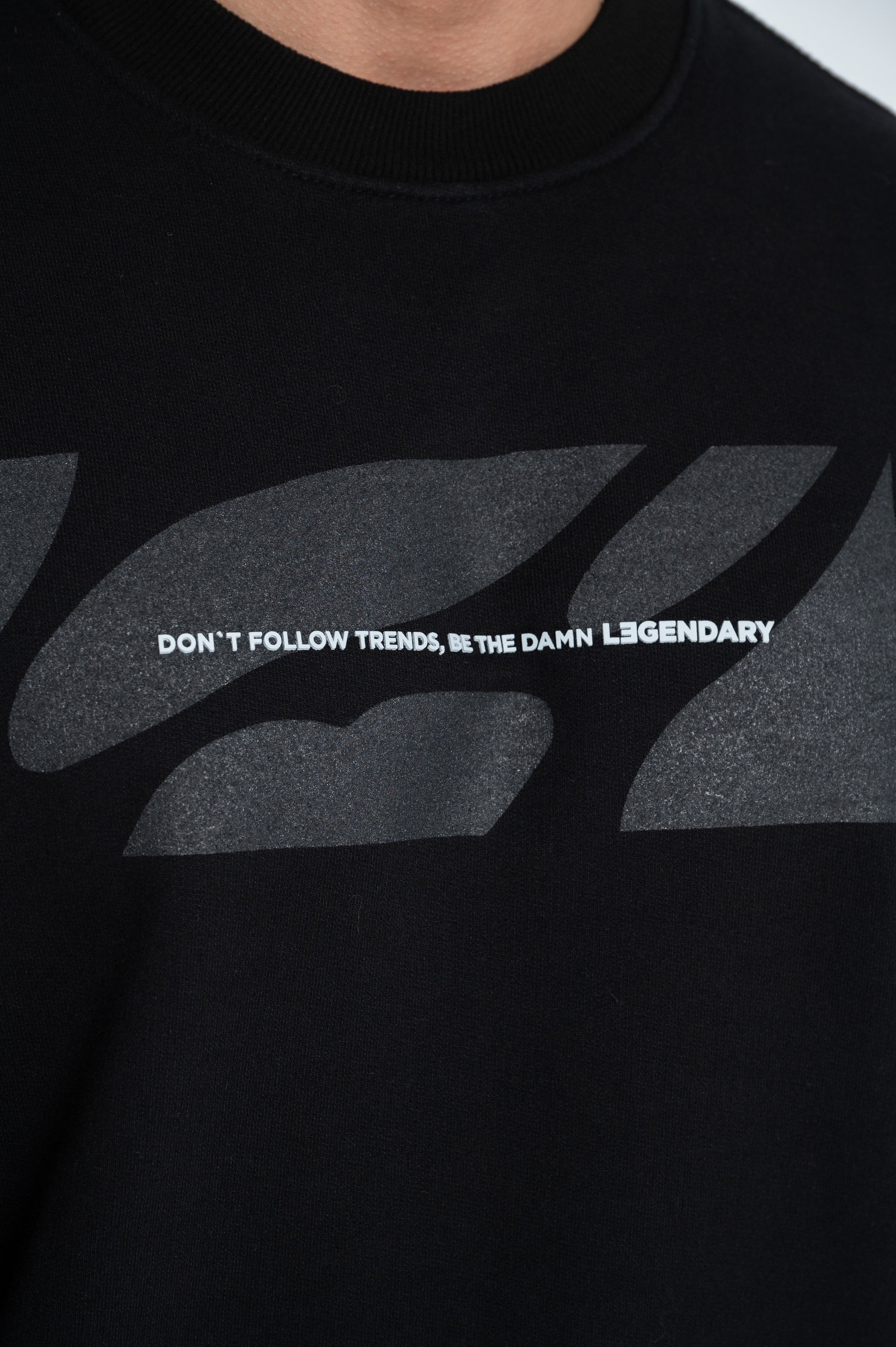 CrewNeck Noir Essence