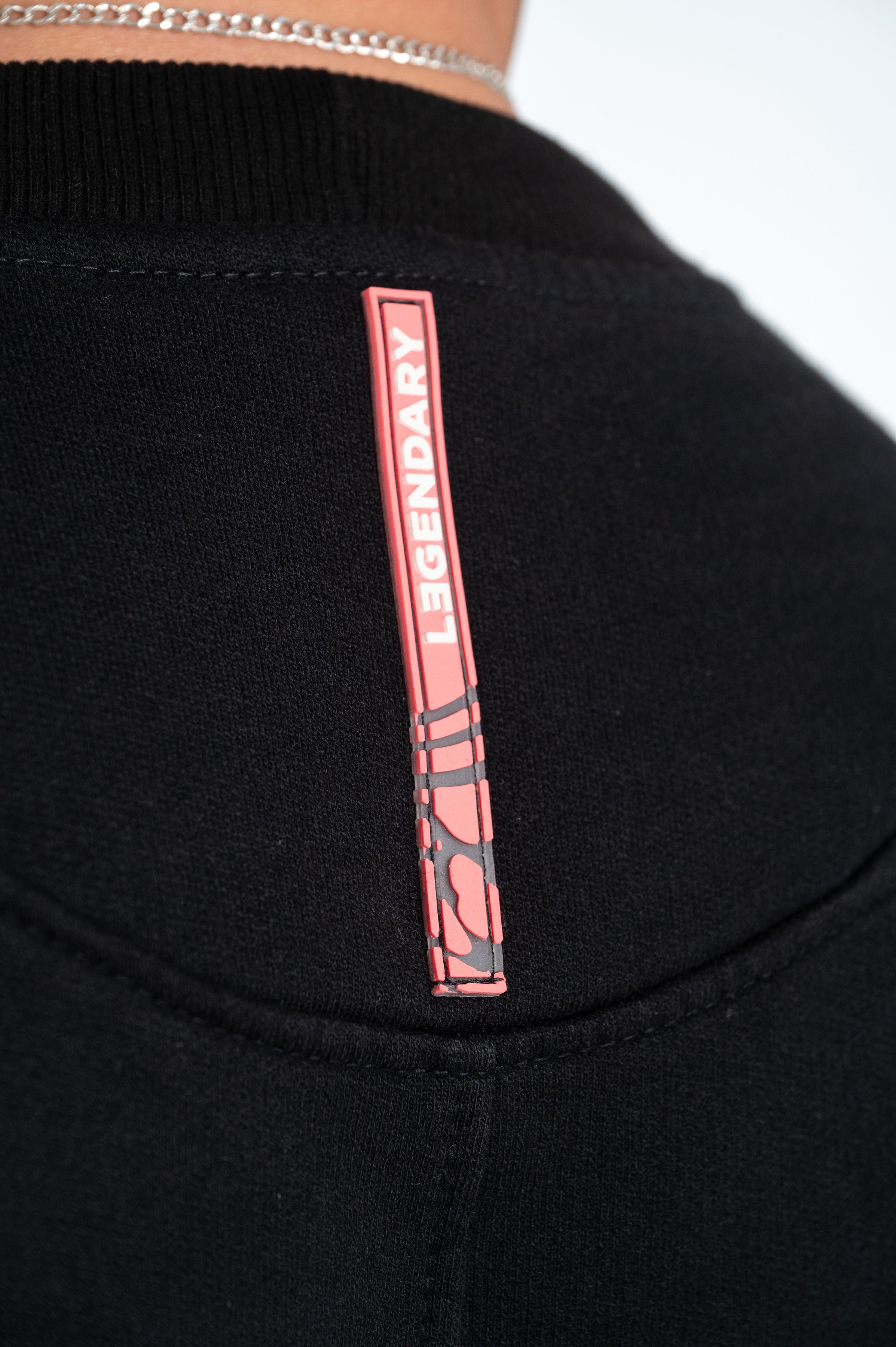 CrewNeck Noir Essence