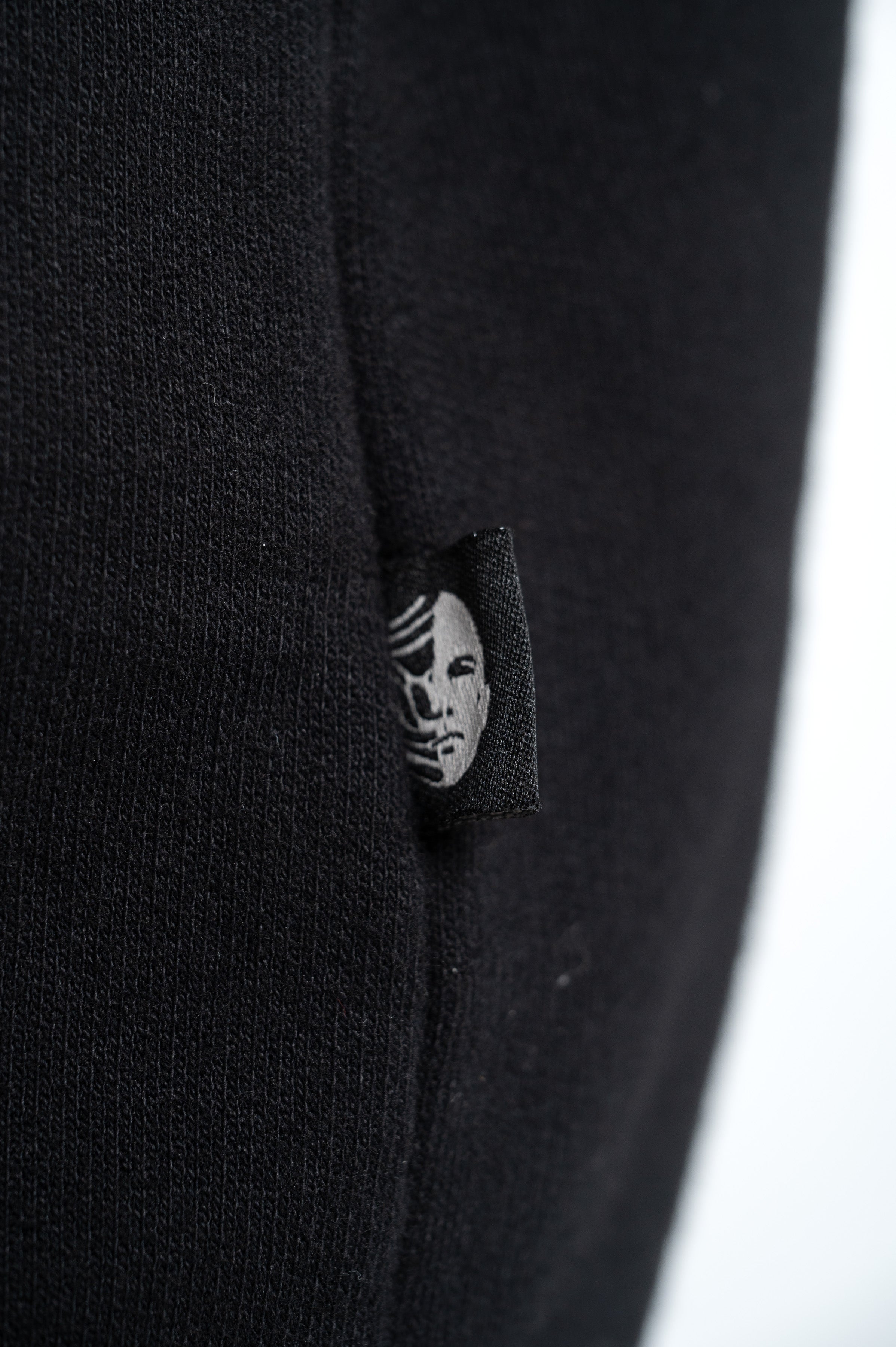 CrewNeck Noir Essence