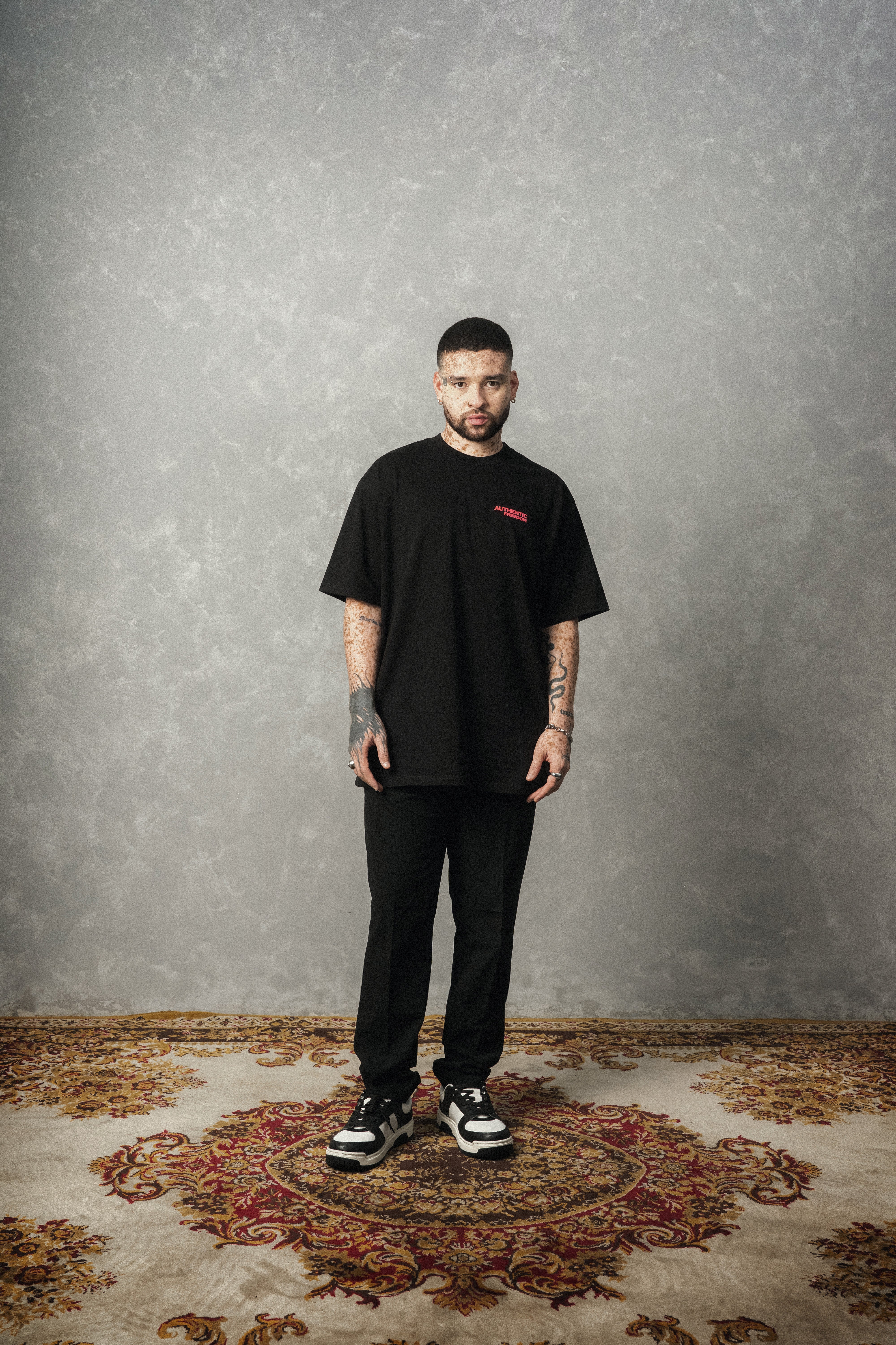 T-Shirt - Lgdr Black Stellar